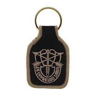 Embroidered Emblem Key Chain   United States US Army   Special Forces Logo: Pet Supplies