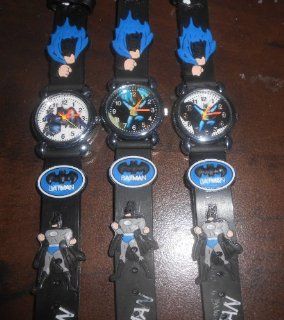 7.5" BATMAN FLYING   BLACK Adjustable Kids Watch (Styles will vary): Toys & Games