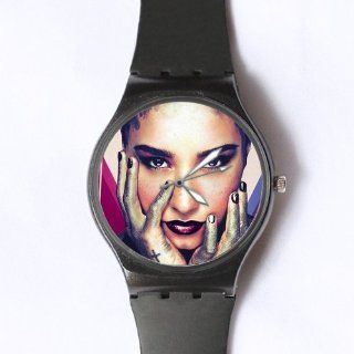 Custom Demi Lovato Watches Classic Photo Black Watch WXW 1505: Watches