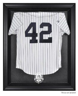 Mariano Rivera New York Yankees Black Framed Jersey Display Case   Mounted Memories Certified   MLB Jersey Display Cases: Sports Collectibles