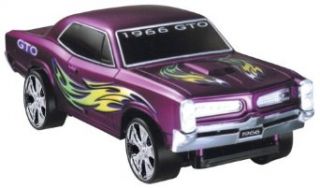 Eztec RADIO CONTROL FULL FUNCTION 1:16 PONTIAC '66 GTO  (WITH 4.8V RECHARGEABLE BATTERY PACK & CHARGER): Toys & Games
