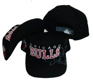 Chicago Bulls Black Plastic Snapback Adjustable Plastic Snap Back Hat / Cap : Sports Fan Baseball Caps : Sports & Outdoors