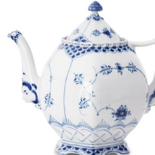 Royal Copenhagen Blue Fluted Full Lace 34 Oz Teapot