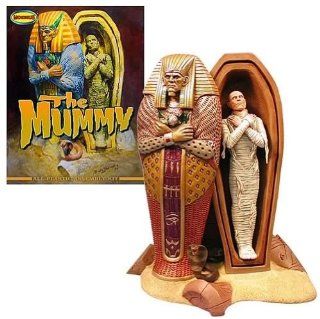 Moebius Models 1/8 The Mummy Kit MOE908: Toys & Games