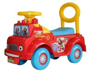 Tek Nek Sesame Street Fire Engine: Toys & Games