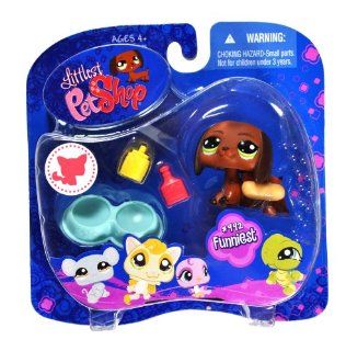 Hasbro Year 2008 Littlest Pet Shop Portable Pets "Funniest" Series Bobble Head Pet Figure Set #992   Brown DASCHUND Puppy Dog with with Mustard And Ketchup Bottle, Double Dog Bowl And "Hot Dog Bun" Costume (91851): Toys & Games