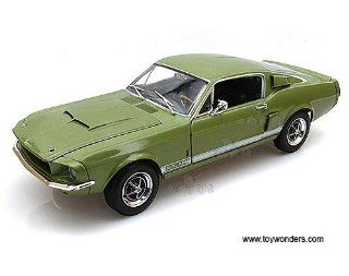 Amm993 Auto World Ertl   Shelby Gt500 Hard Top (1967, 1:18, Green) Amm993 Diecast Car Model Auto Vehicle Automobile Metal Iron Toy: Toys & Games
