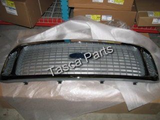 Genuine Ford 1C7Z 8200 AAA Radiator Grille Assembly: Automotive