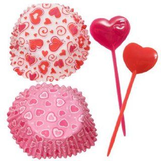 18 Valentine's Day Cupcake Baking Cups with 18 Pink & Red Plastic Heart Picks (Design may vary between pink with hearts and red hearts on white background): Kitchen & Dining