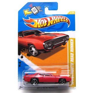 2012 Hot Wheels New Models '71 Plymouth Road Runner Red #6/247: Toys & Games