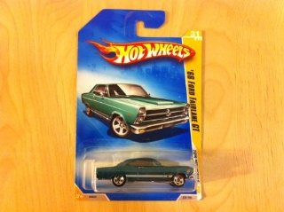 2009 Hot Wheels 031/190 '66 Ford Fairlane GT Turquoise 1:64: Toys & Games