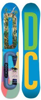 DC Ply Snowboard 145 Womens  Freestyle Snowboards  Sports & Outdoors