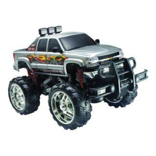 Eztec Radio Control 1:10 Scale Silverado Pick Up Truck with Working Dune Buggy : Other Products : Everything Else