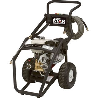NorthStar Gas Cold Water Pressure Washer — 3.5 GPM, 4000 PSI, Model# 15781520  Gas Cold Water Pressure Washers