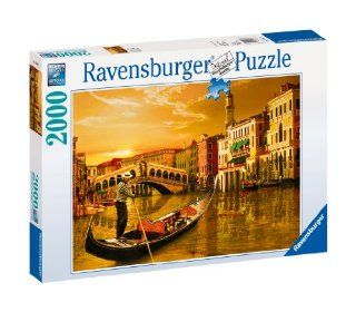 Ravensburger Gondolier In Venice   2000 Pieces Puzzle: Toys & Games