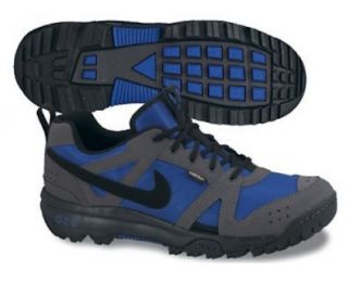 Nike ACG Rongbuk GORE TEX Waterproof Walking Shoes   15: Cross Country Running Shoes: Shoes