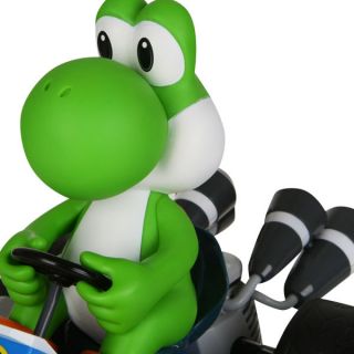 Mario Kart Nintendo Wii: Radio Control Kart   Yoshi (40cm)      Toys