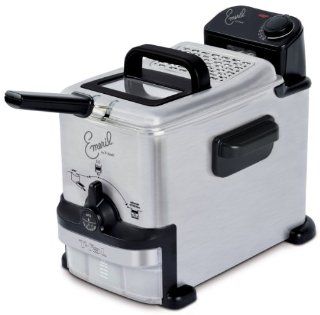 Emeril by T fal FR702D001 1.8 Liter Deep Fryer with Integrated Oil Filtrati: Kitchen & Dining