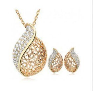 WIIPU New style Christmas gift crystal set necklace earring set fashion setwp s717): Jewelry