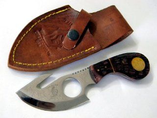 Bone Collector Hand Made Skinning Gut Hook Knife BC794 : Hunting Knives : Sports & Outdoors