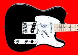 Nikki Sixx & Vince Neil Motley Crue Authentic Signed Guitar Psa/dna #s38247   Signed Guitars: Entertainment Collectibles