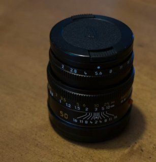 Leica (11 826) 50mm f/2 Summicron M Black Anodized Finish : Camera Lenses : Camera & Photo