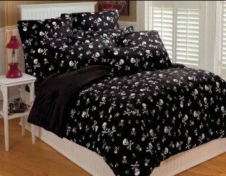 Thro Ltd. Skull and Crossbone Collection Microluxe Full/Queen Comforter Set, Black/White  