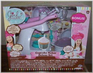 Girl Gourmet Cupcake Maker Deluxe Set with Bonus Ice Cream Sandwich Maker also Includes 4 Cupcake Mixes, 4 Frosting Mixes plus lots more: Toys & Games