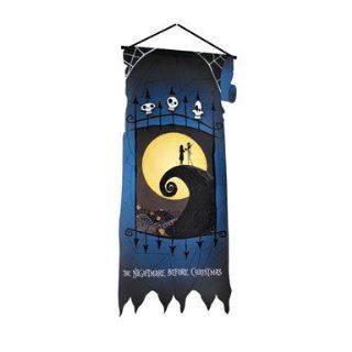 Nightmare Before Christmas Curled Mountain Banner: Clothing