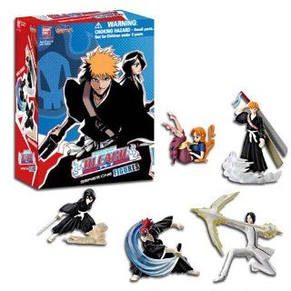 Shonen Jump BLEACH Series One Figures: 5 Different Blind Packaged Types (BLIND PACKAGING MEANS FIGURES ARE RANDOMLY INSERTED INTO EACH PACKAGE and The Figure that You Recieve Can Not Be Guaranteed): Toys & Games