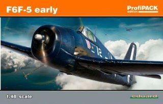 EDU08225 1:48 Eduard F6F 5 Early Hellcat PROFIPACK MODEL KIT: Toys & Games