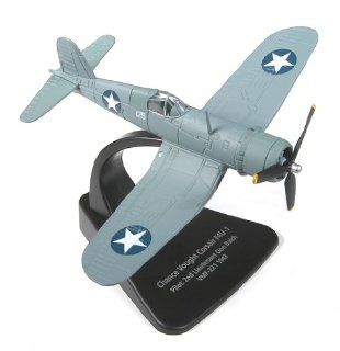 Chance Vought Corsair F4u 1 Diecast By Oxford Scale 1:72: Toys & Games