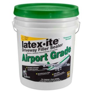 Latex ite 4.75 Gal. Airport Grade Driveway Filler Sealer 73066