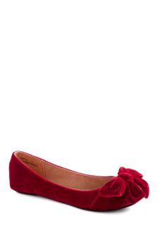 Point Your Bows Flat in Ruby  Mod Retro Vintage Flats